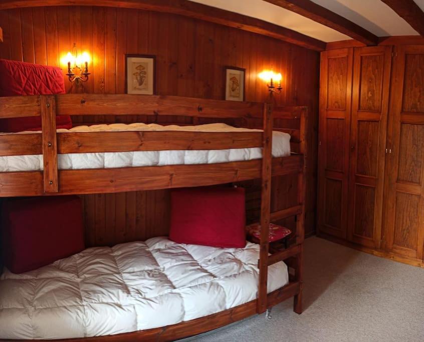 Cozy Apartment In The Heart Of The Alps Chateau-d'Oex Luaran gambar