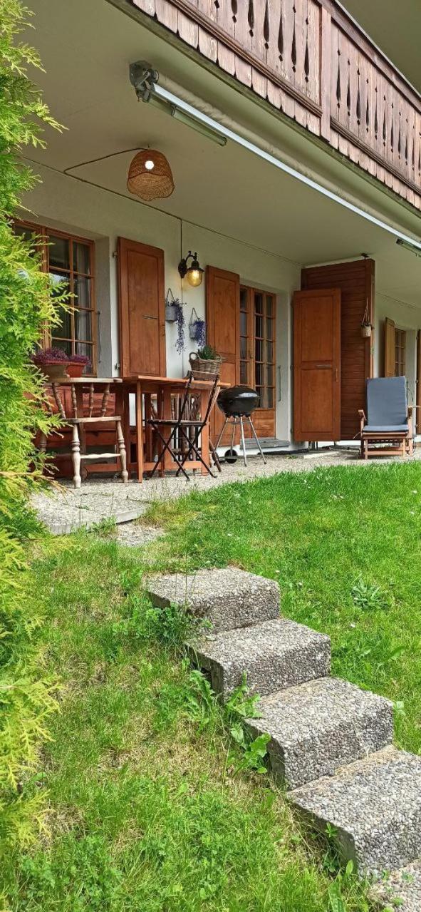 Cozy Apartment In The Heart Of The Alps Chateau-d'Oex Luaran gambar