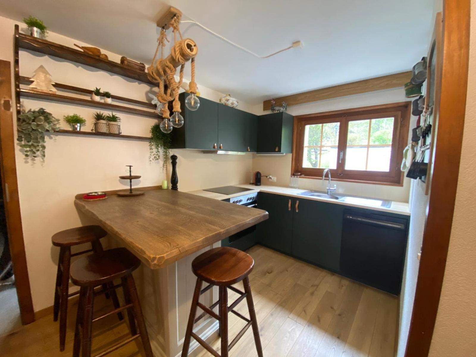 Cozy Apartment In The Heart Of The Alps Chateau-d'Oex Luaran gambar